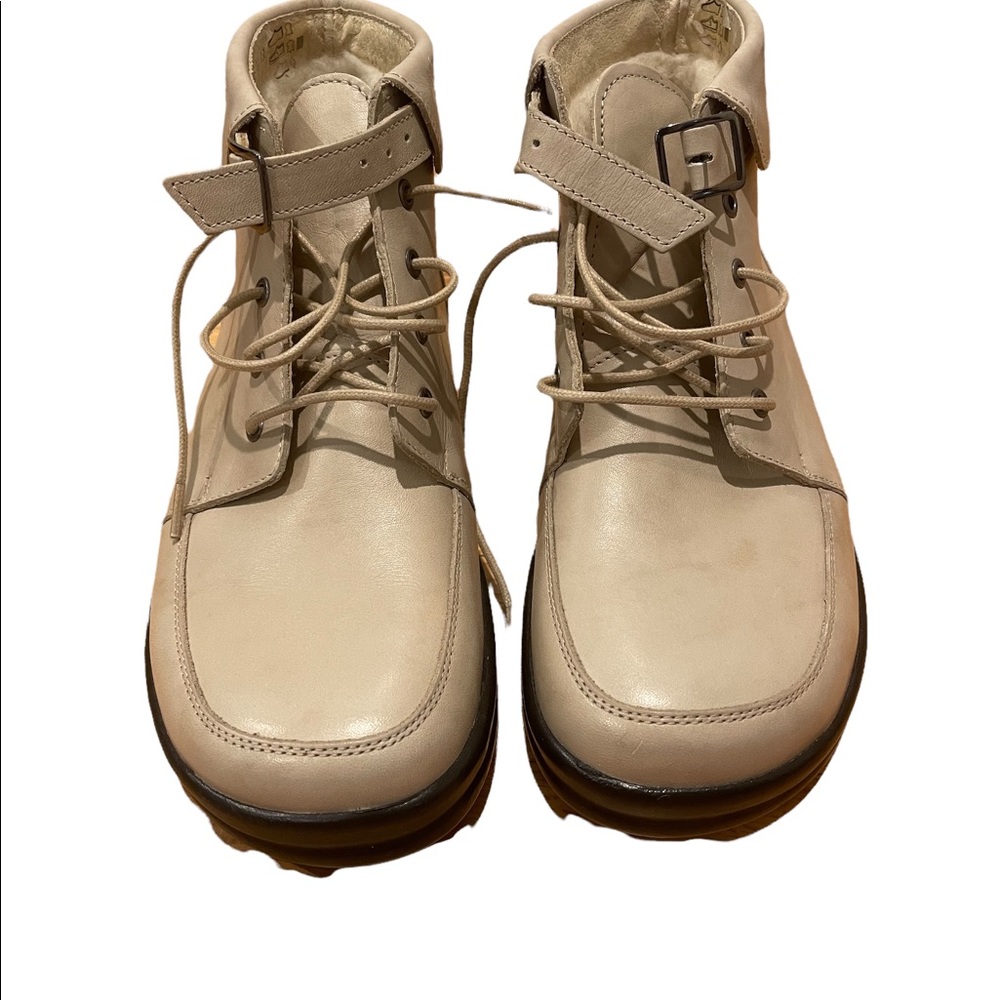 FOOTPRINTS BY BIRKENSTOCK Marino Leather Boots